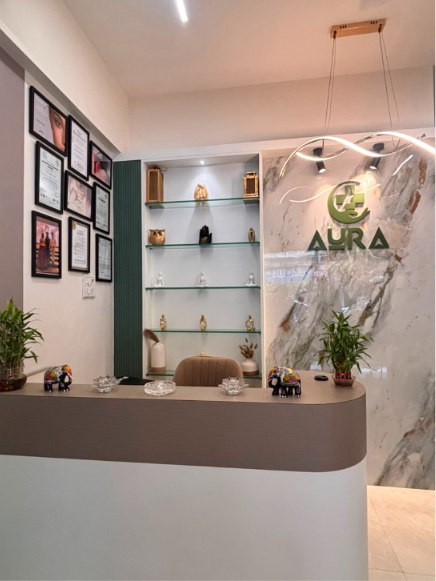 Aura Clinic Reception